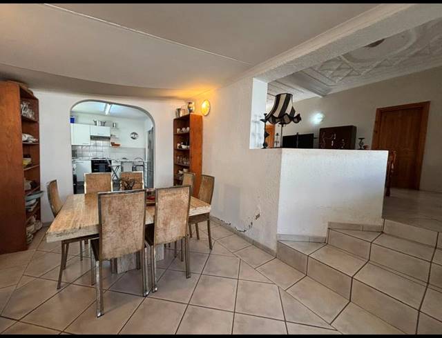 3 BEDROOM HOUSE FOR SALE IN WESTDENE